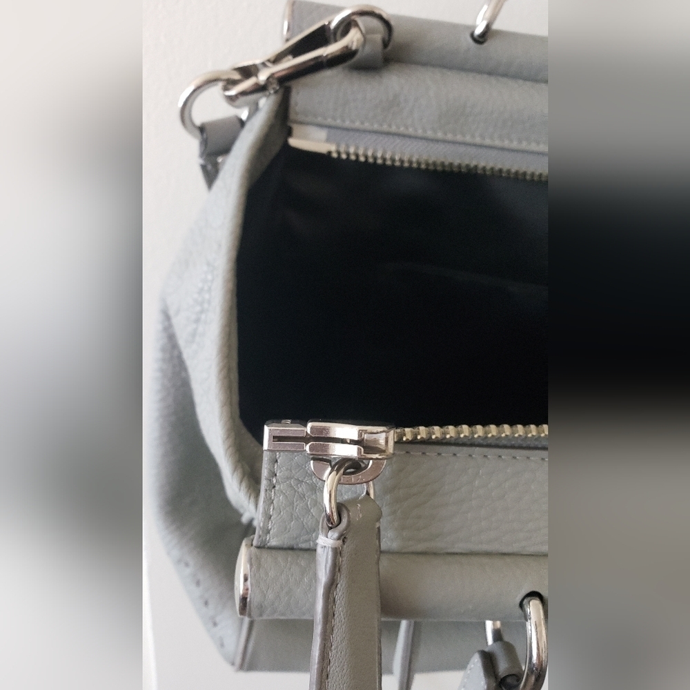 Coach Pinnacle Louisa Gray Pebbled Leather Shoulder Hand crossbody Bag - Picture 3 of 12